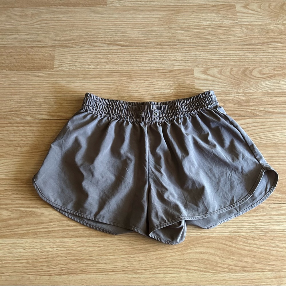 TNA Aritzia Light Brown Athletic Shorts XS
